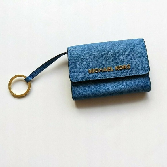 Michael Kors Blue Wallet Keychain - Picture 1 of 10